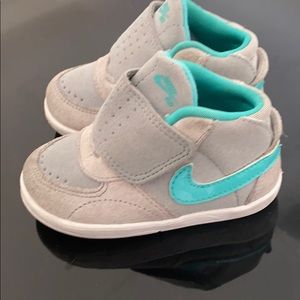 Baby Teal & Grey Nike SB
